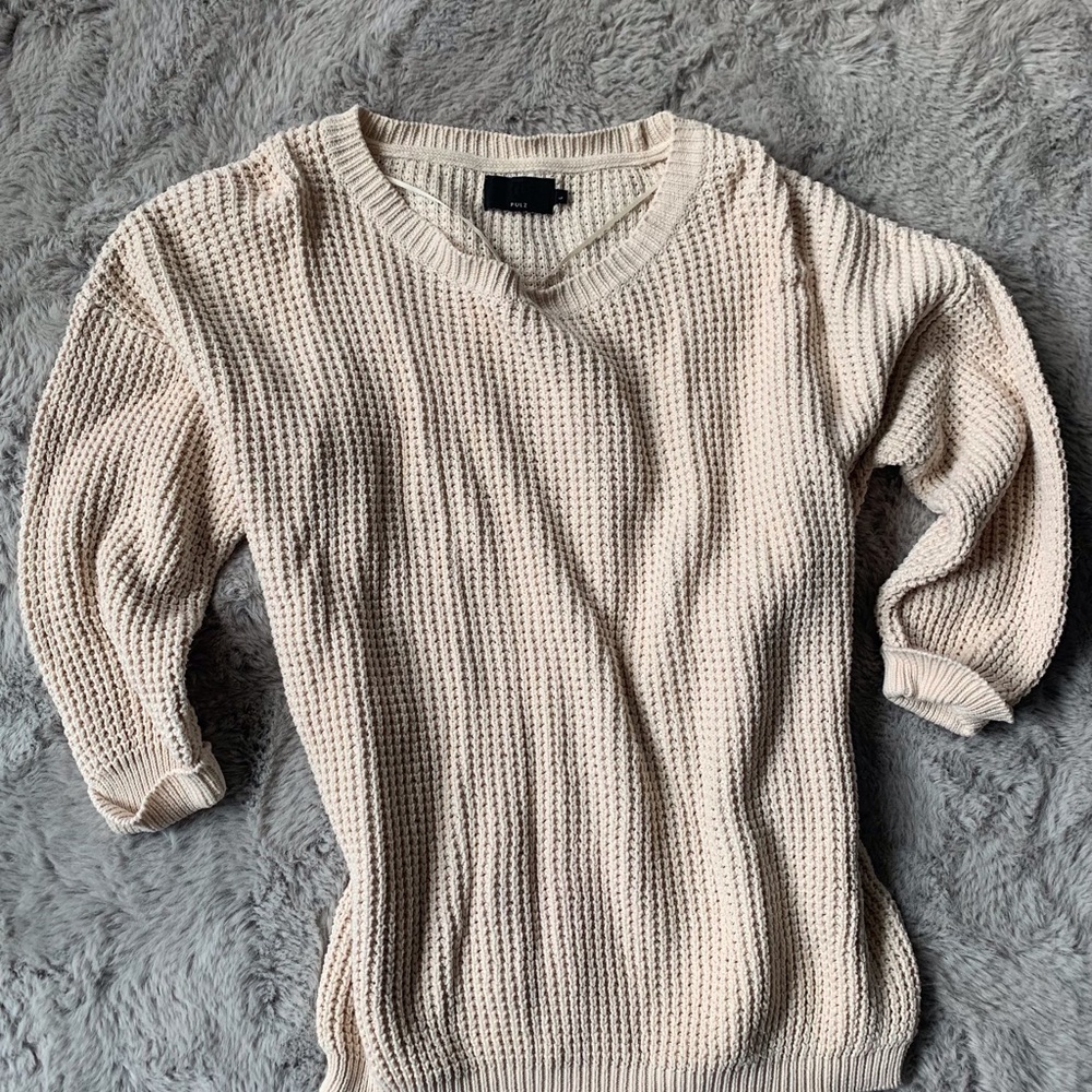 Cream cable-knit 3/4 length sleeve sweater